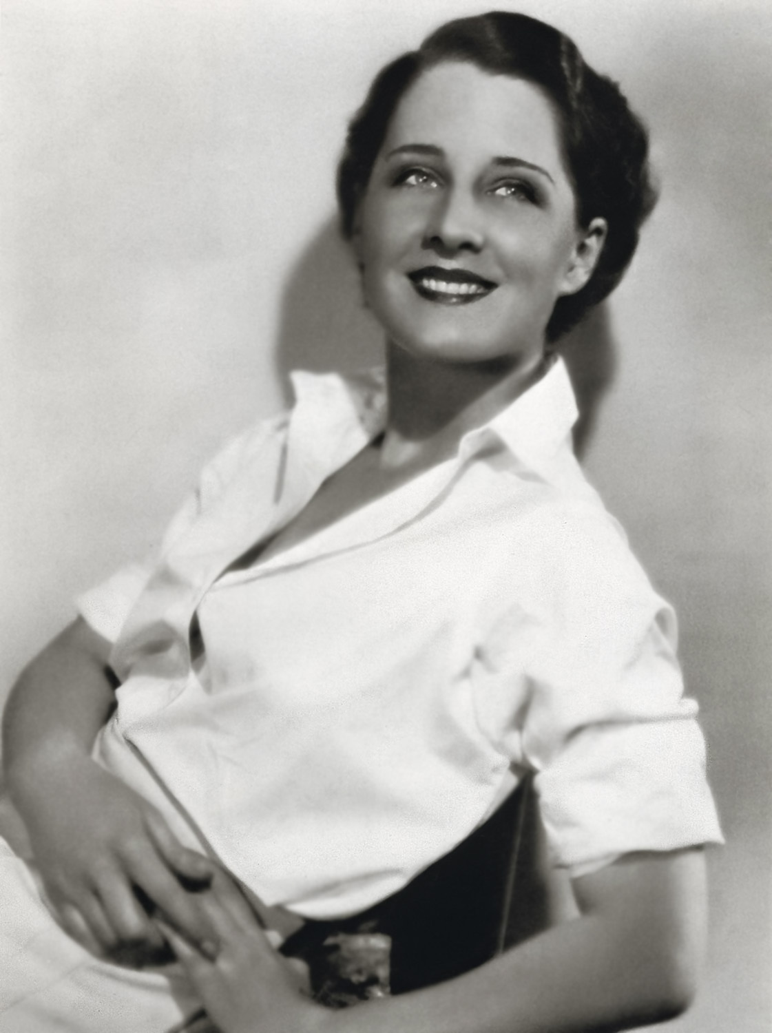 12日),出生于魁北克省蒙特利尔市,演员,美国早期影坛上最红的一位女星