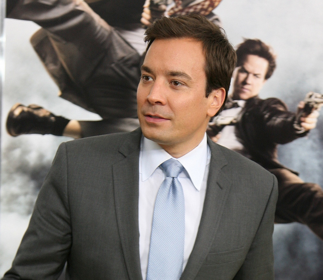  p>吉米·法伦 i>(jimmy fallon) /i>,原名小詹姆斯·托马斯·法伦 i>