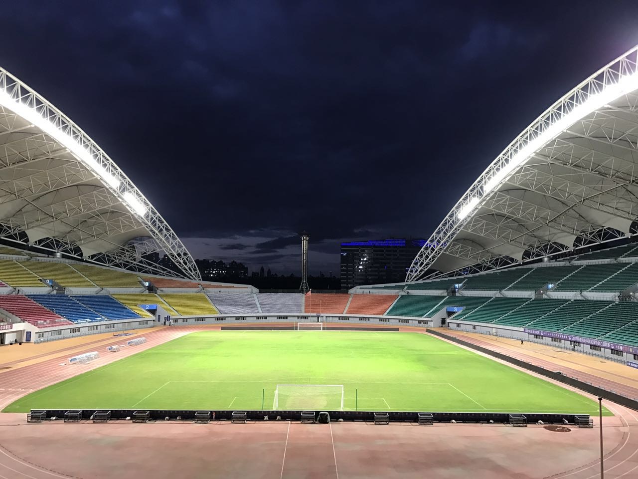 哈尔滨会展中心体育场