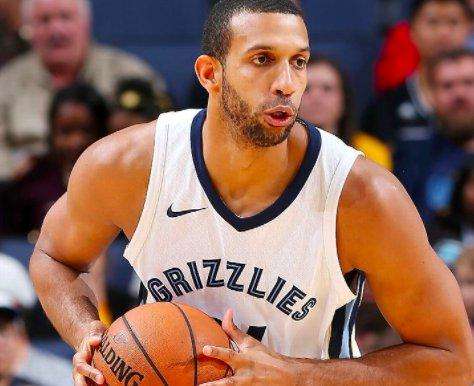  p>布兰登·赖特(brandan wright),1987年10月25日出生于 a target="