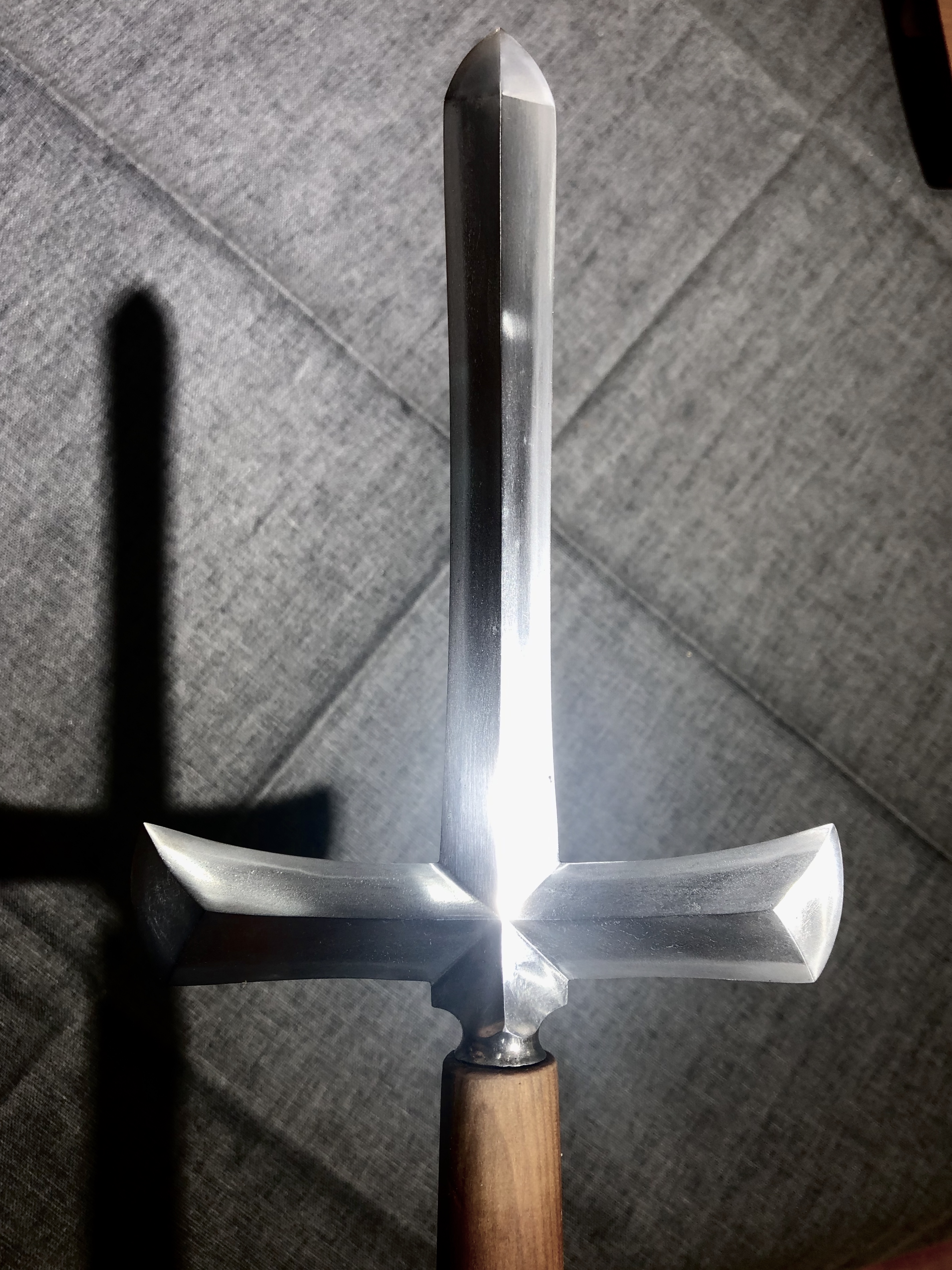 65b">十文字枪,是 a target="_blank" href="/item/十字型/5255371"