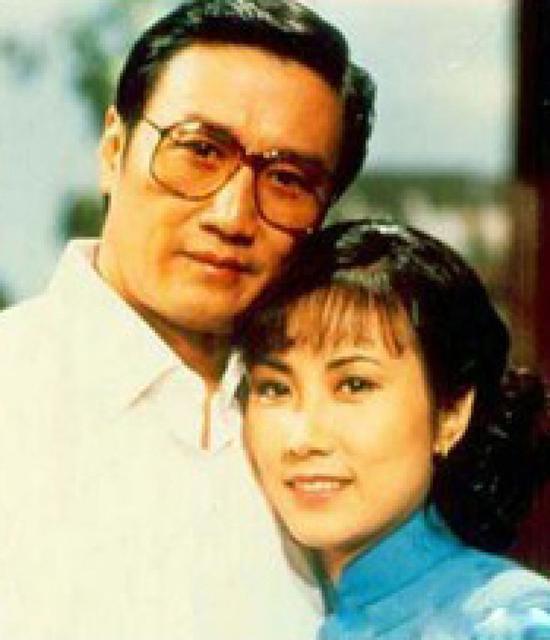 千山万水总是情