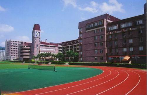  p>济宁高新区高级中学(原兖州市第四中学,于2003年划归高新区管理