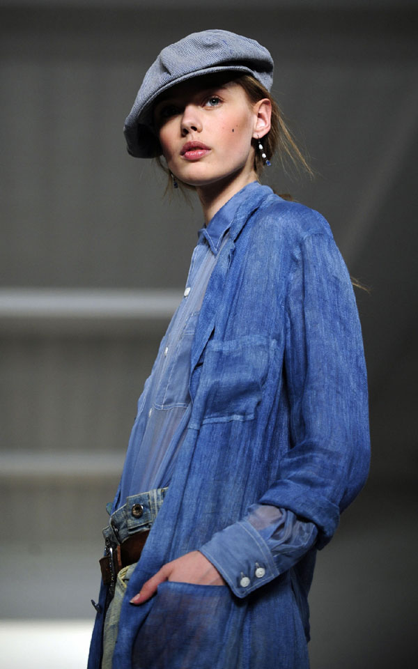  p>弗丽达·古斯塔夫松(frida gustavsson),1993年6月6日生于 a