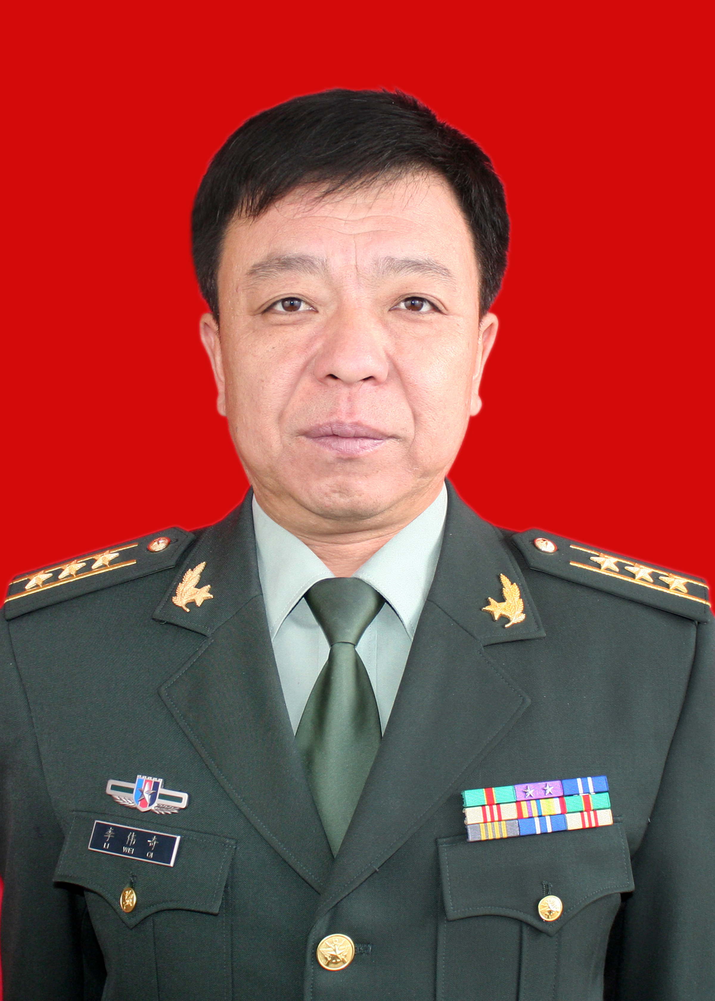  p>李伟奇,现任山西省吕梁市岚县县委常委,人武部部长. /p>