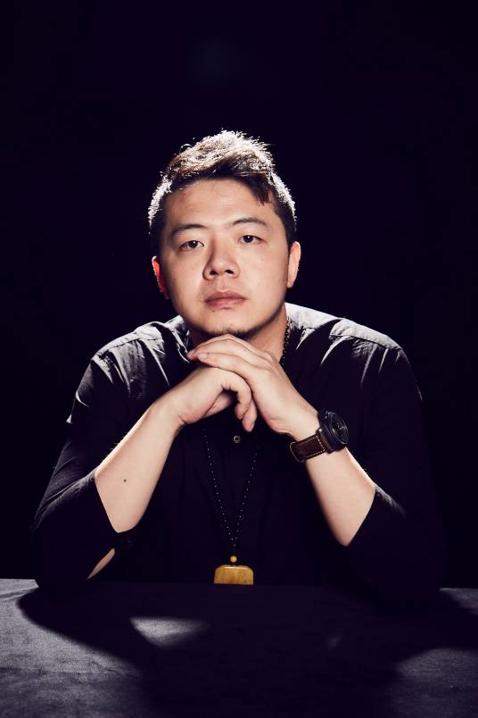 张耀天（设计师）_百度百科