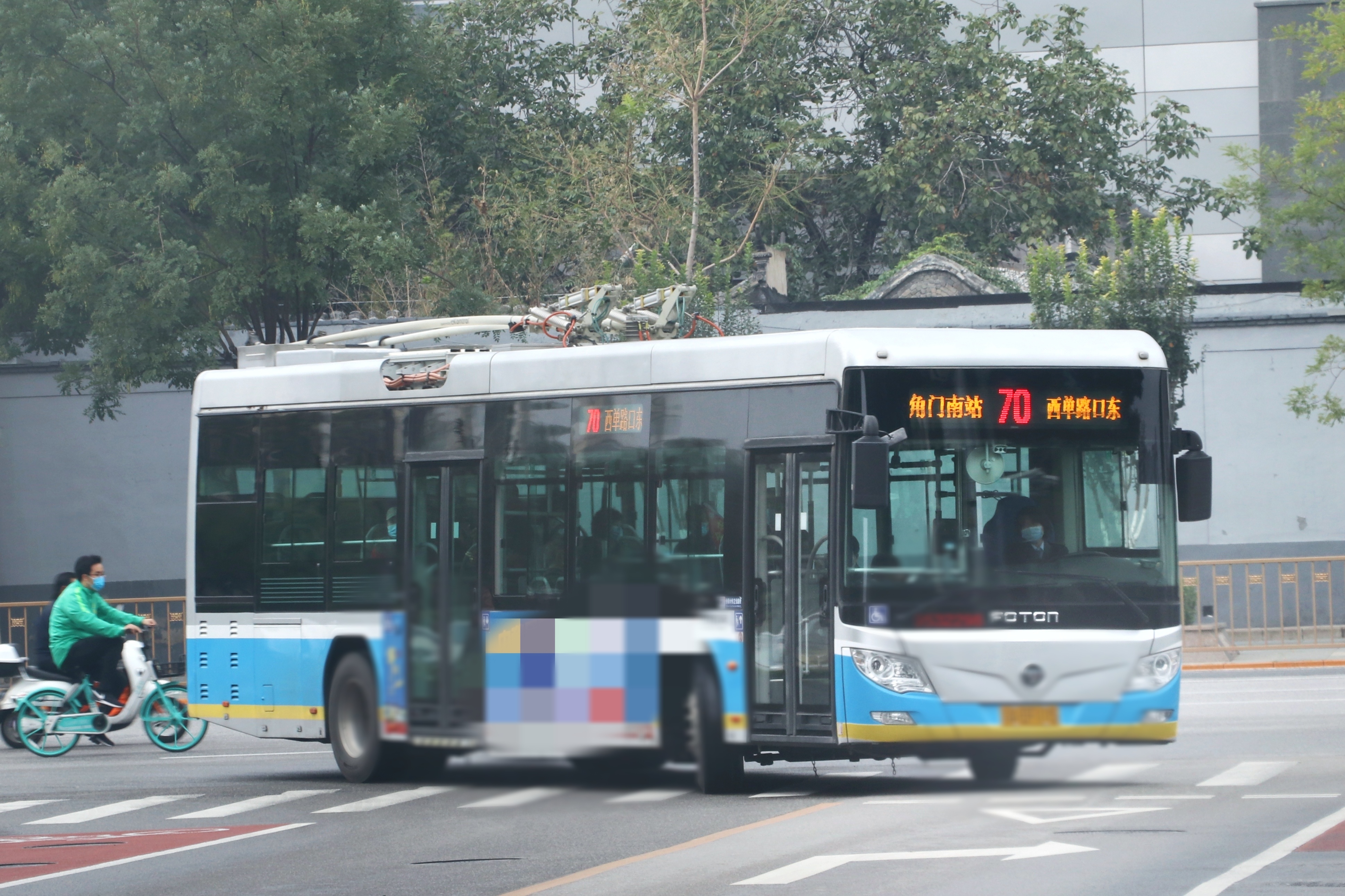 70路运营于北京市西城区,丰台区,为市区线路,隶属于北京公交集团电车