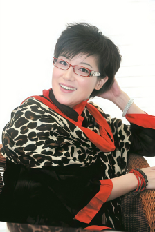 杨俊（中国著名黄梅戏表演艺术家、湖北省戏曲艺术剧院一级演员、国家级非物质文化遗产代表性项目黄梅戏传承人）_百度百科
