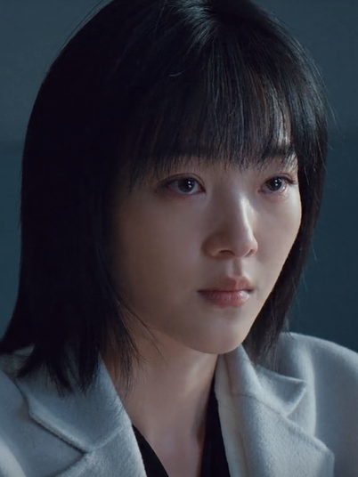  p data-id="suxa3ldr28xz">夏静怡,女,电视剧《三叉戟》中的角色,由