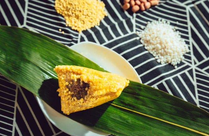 “鸡黍”之餐里的美食文化_百科TA说