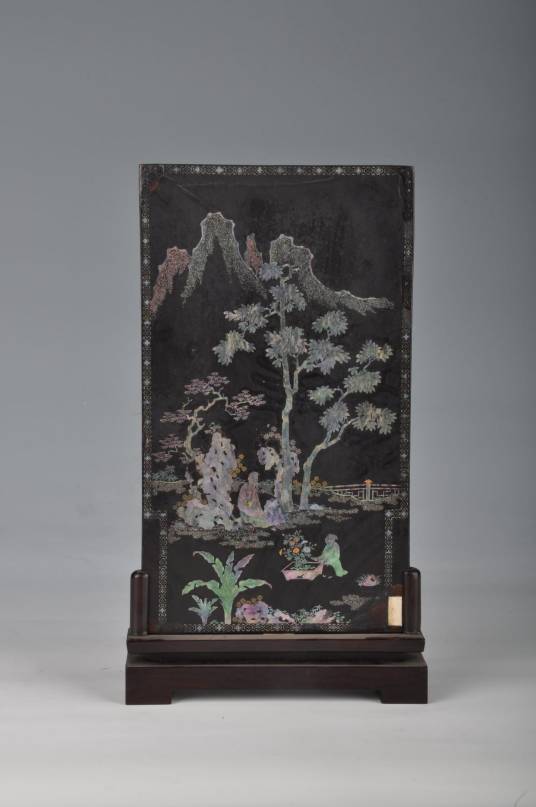 黑漆嵌螺钿赏菊图插屏_百度百科