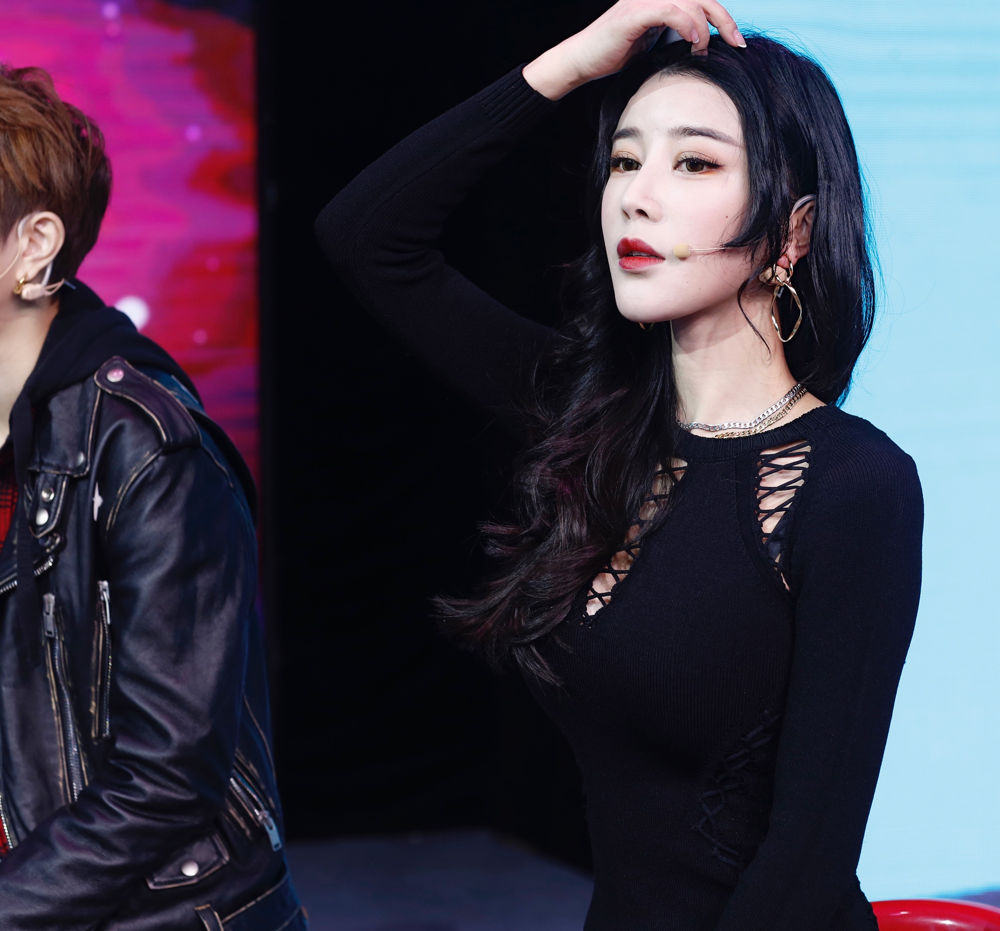  p data-id="gnrxei5qat">侍宣如,中国内地女演员,歌手.