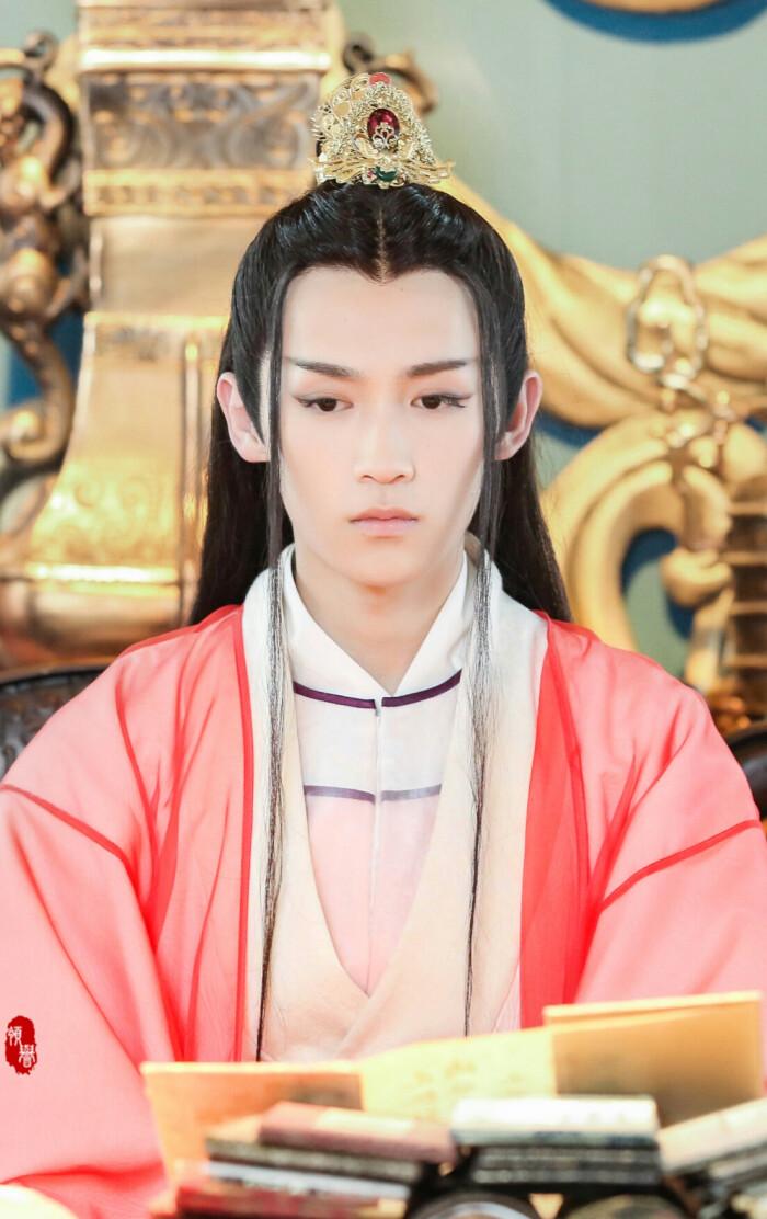 《 a target="_blank" href="/item/刺客列传之离火灼天/19940847"