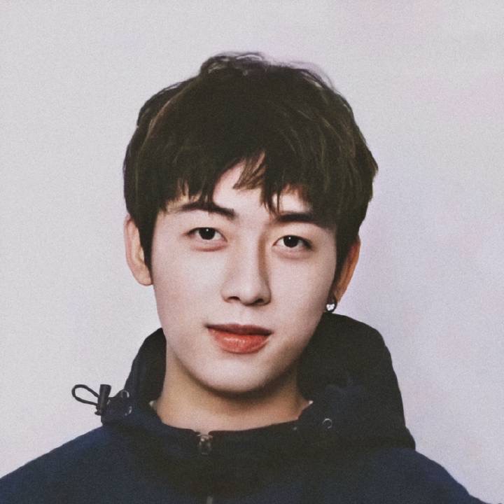  p>中国boy超级大猩猩,本名王瀚哲,1998年6月2日出生于贵州贵阳, a