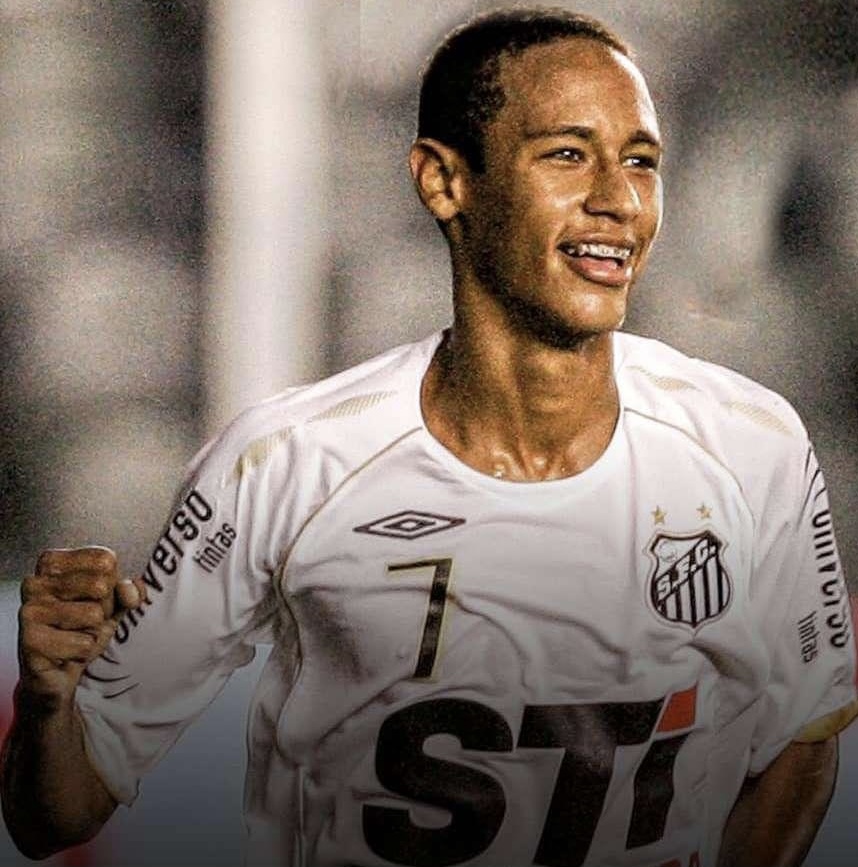 内马尔·达·席尔瓦·桑托斯·儒尼奥尔