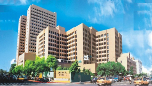  p>高雄医学大学(kaohsiung medical university)源自1954年创校的"