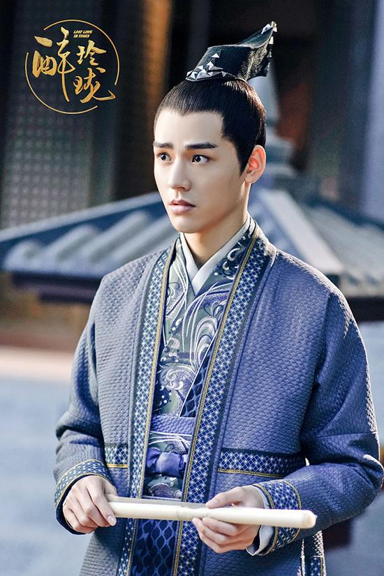 醉玲珑 /a>》主要人物,由 a target="_blank" href="/item/龚俊