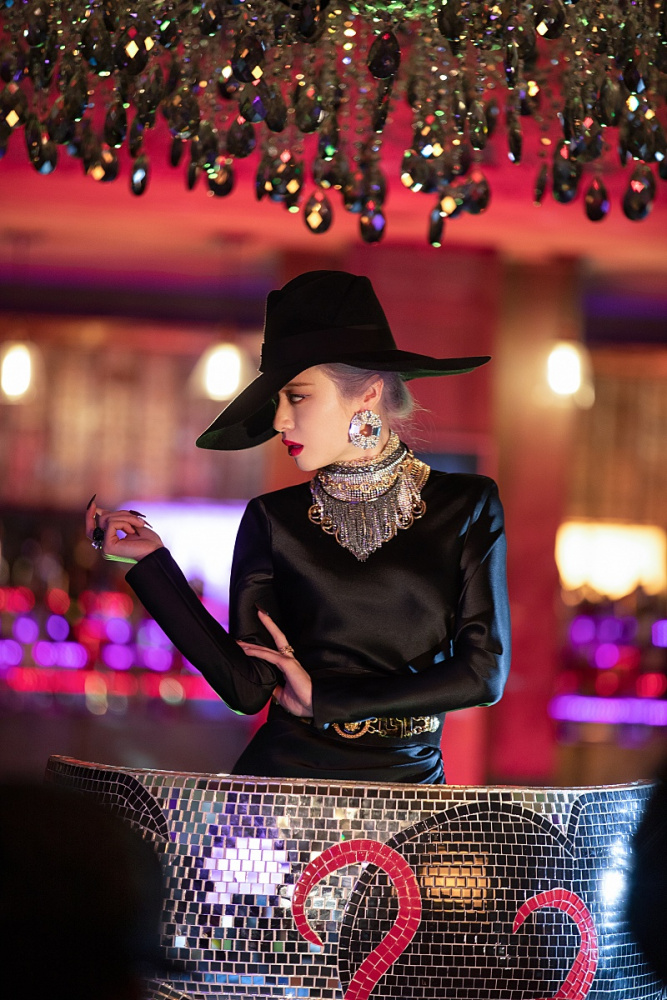 朴智妍音乐专辑《SENPASS》图册