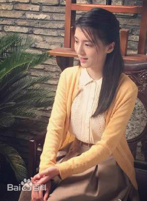 10月27日生于中国浙江省,1/8中法混血儿,中国香港电影女演员,广告模特