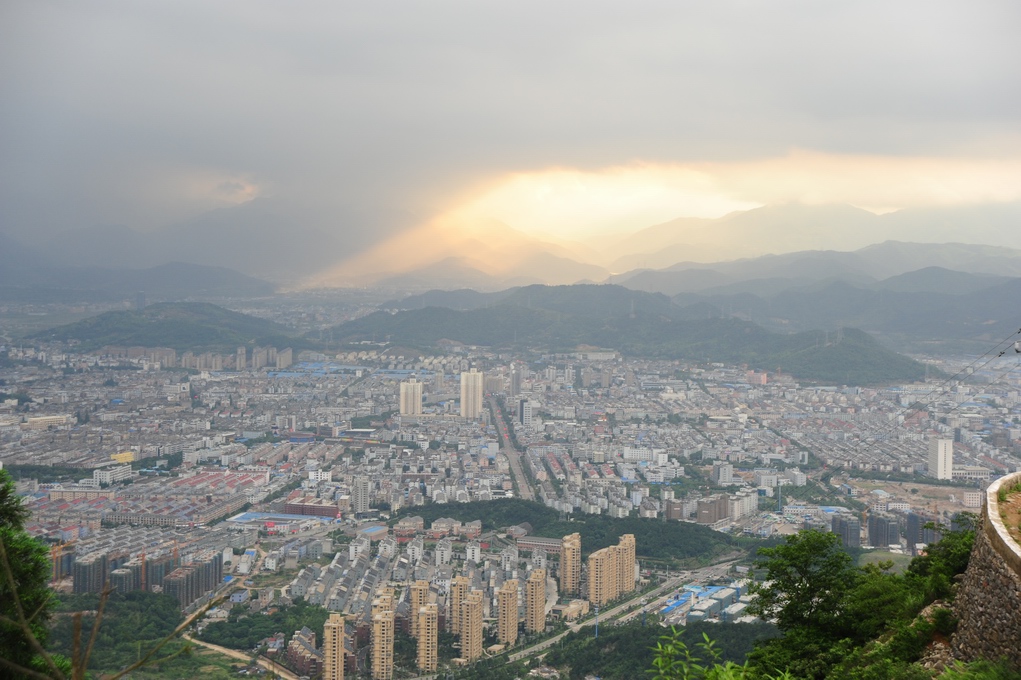  p data-id="gnsur0cm09">宁海县,浙江省宁波市辖县,位于中国大陆海岸