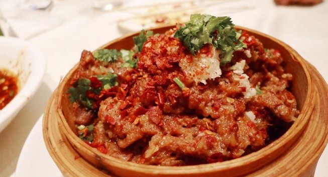 小笼粉蒸牛肉的做法(小笼粉蒸牛肉的做法视频)