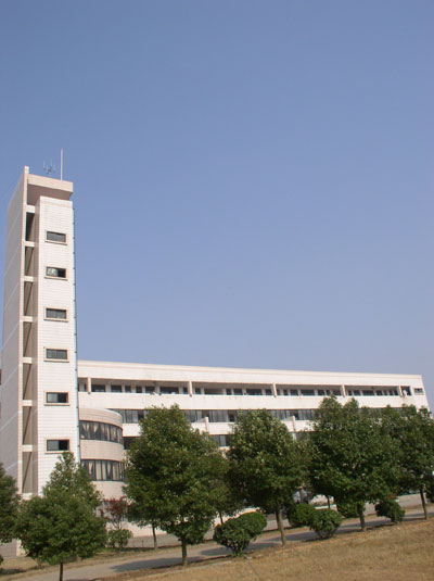 松滋市第三中学