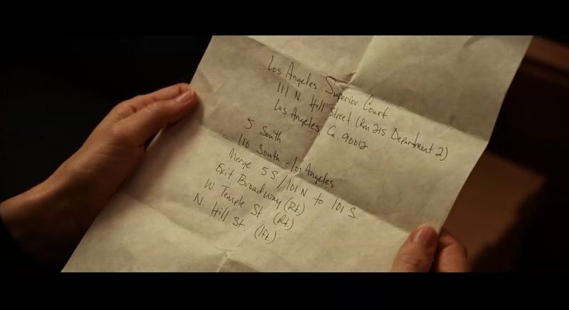 《重返17岁》是2009年出品的一部青春喜剧电影,由波尔·斯蒂尔斯执导