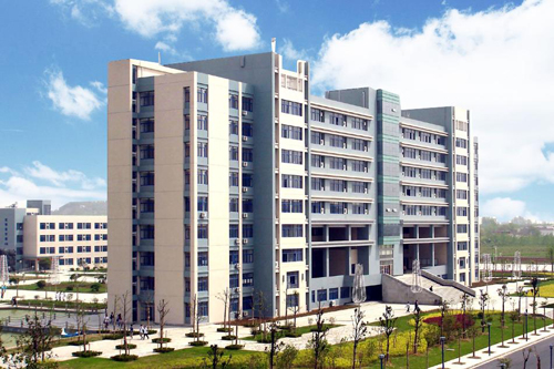  p> b>蚌埠医学院 /b>(bengbu medical college)是 a target="_blank"