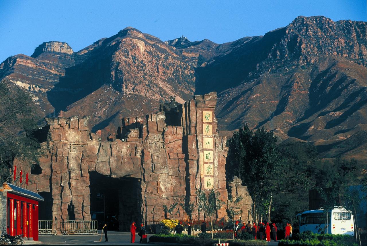  p>鹤壁云梦山风景区位于河南省鹤壁市,是中国4a级旅游景区.