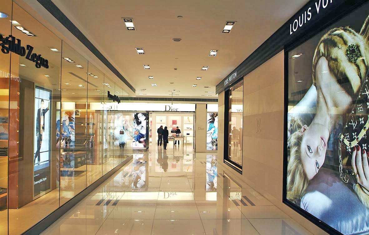  p>杭州大厦购物中心是一家集购物,美食,休闲娱乐,会议展览,住宿,办公