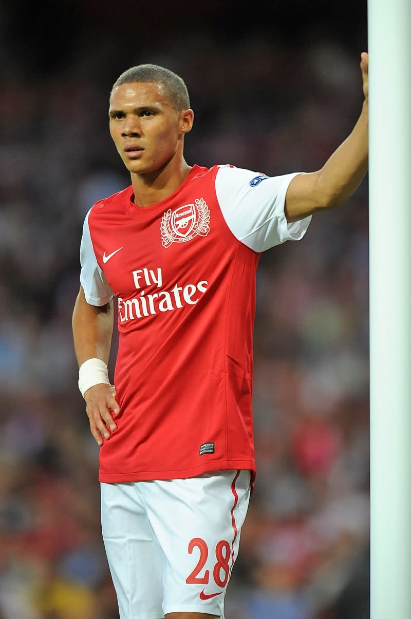  p>基兰·吉布斯(kieran gibbs),1989年9月26日出生于英格兰伦敦