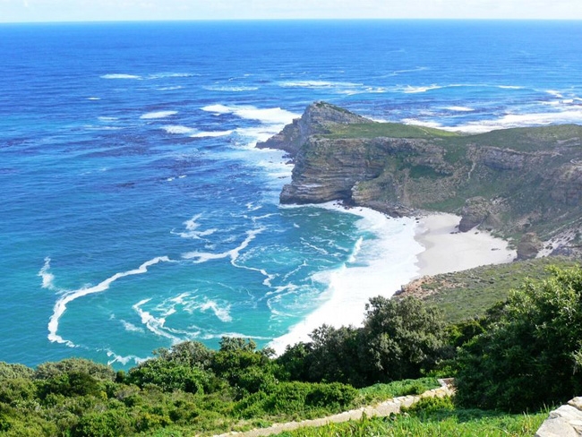  p>坦噶尼喀湖(英语: b> i>lake tanganyika /i> /b>)是非洲中部的一