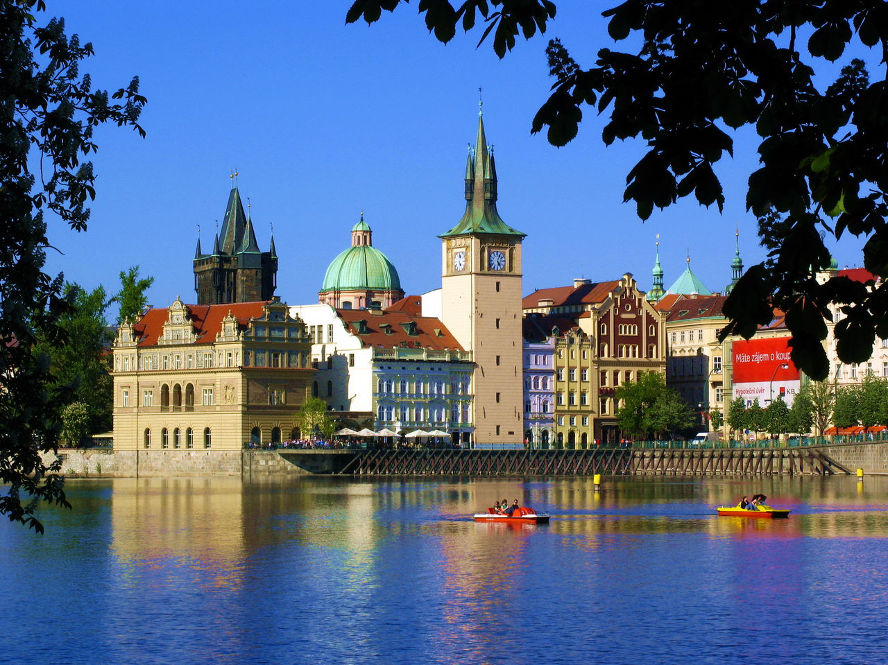 item/捷克语/676028" data-lemmaid="676028">捷克语 /a>:praha)是 a