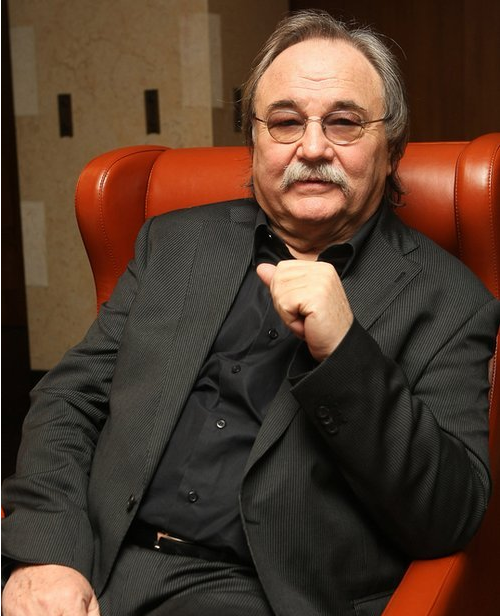  p>sylvester levay,匈牙利作曲家,诗人,1945年5月16日出生于南斯拉夫