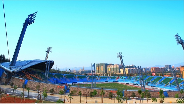 梅州市梅县区曾宪梓体育场