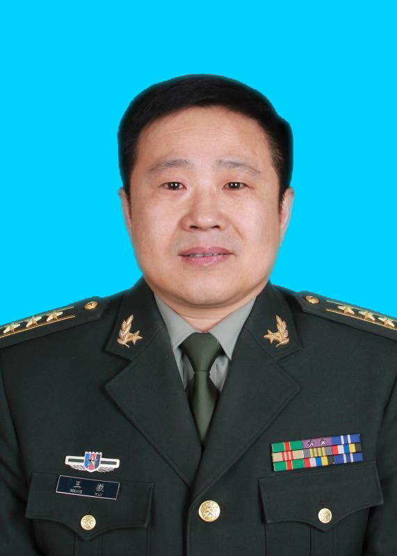  p>王徽,男,汉族,1973年出生,安徽省颖上人,1992年入伍,上校军衔,研究