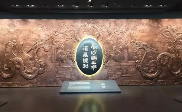 西汉直裾素纱襌衣，古代中国的织物代表_百科TA说