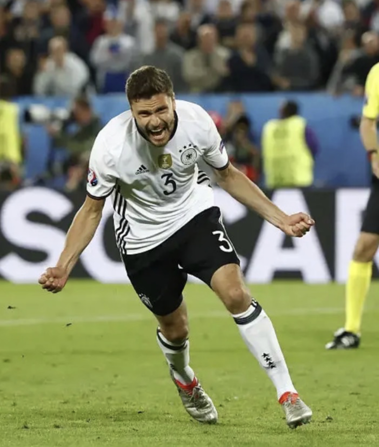  p data-id="gnwl7386xa">约纳斯·赫克托(jonas hector),1990年5月27