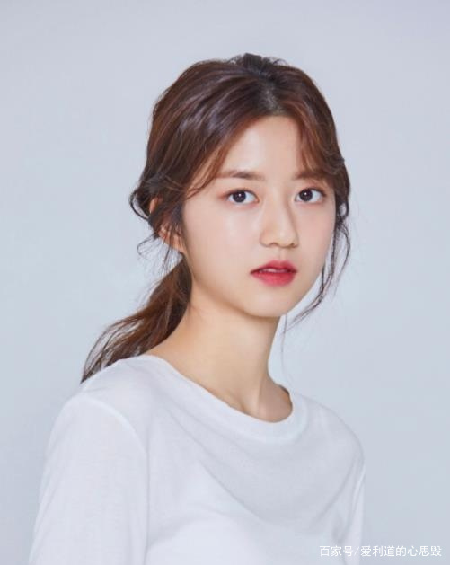 熔炉的小女孩长大改变了金贤秀的气质 美与孙艺珍李宝英配合 百科ta说