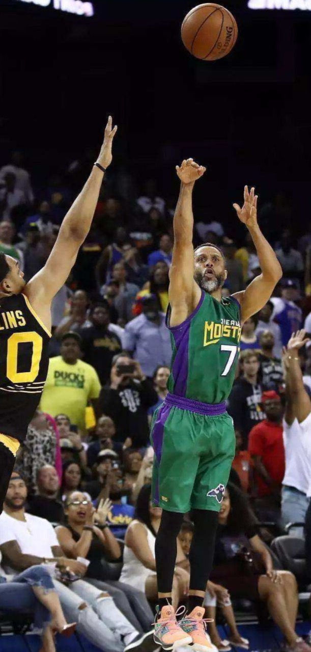  p>穆罕默德·阿布杜尔-拉乌夫(mahmoud abdul-rauf),原名克里斯