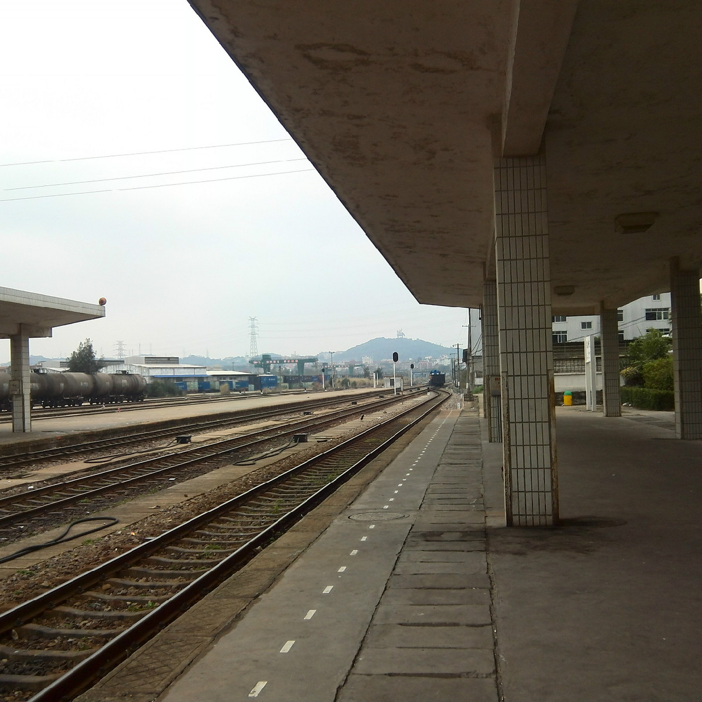 lemmaid="11038663">漳厦铁路 /a> ,整个福建在铁路交通上一片空白