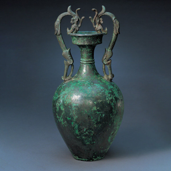 长安十二时辰》器物②｜何监书房看古董，李必藏刀与正仓院_百科TA说