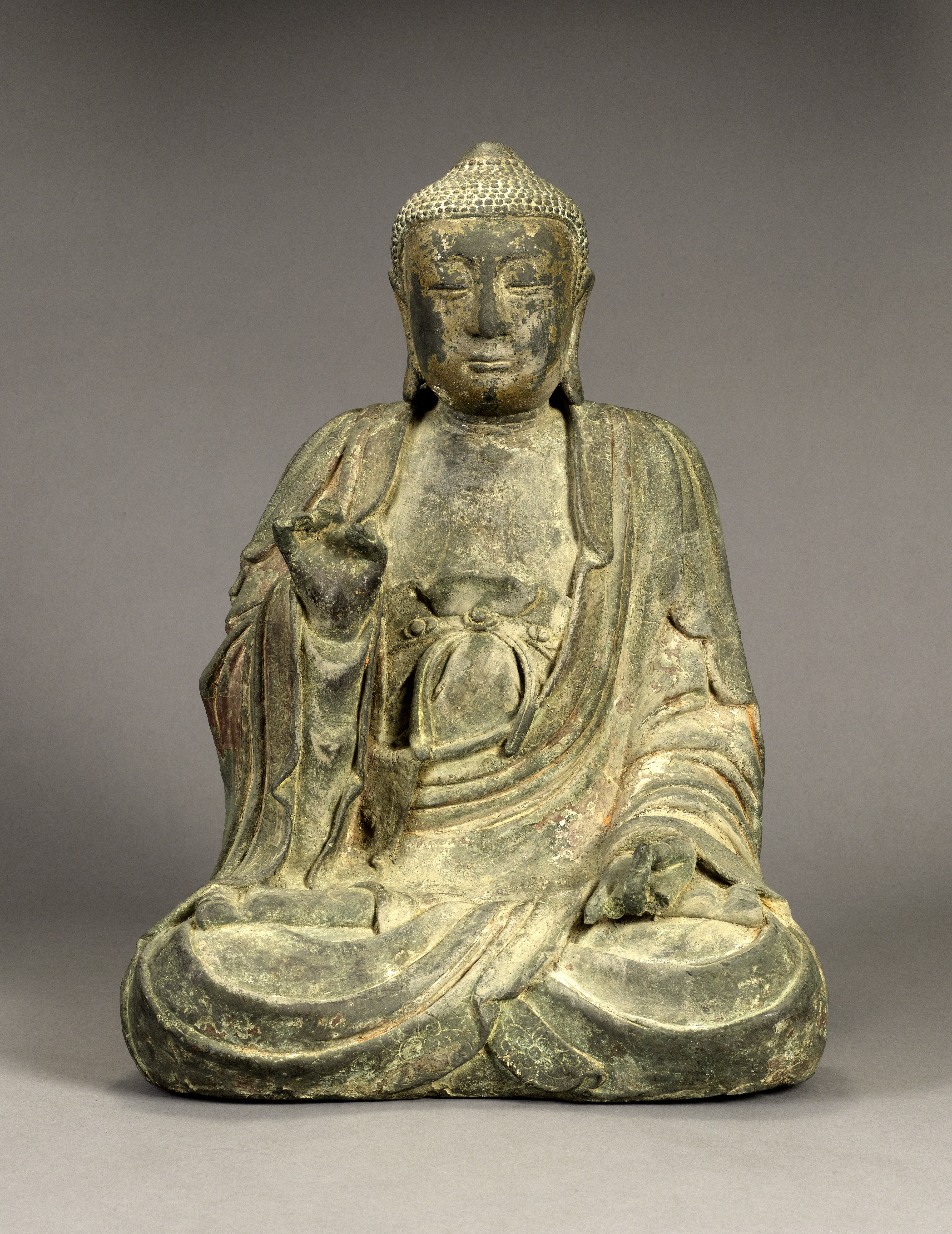  p>明鎏金佛像是青铜器类文物,现收藏于湖南省博物馆. /p>