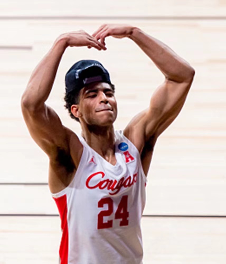  p data-id="gnbcdp08uy">昆廷·格兰姆斯(quent