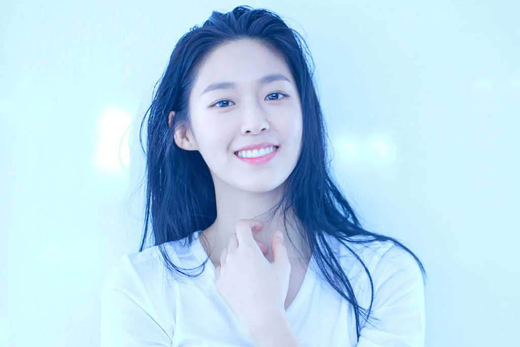  p>金雪炫(         /kim seol hyun),艺名