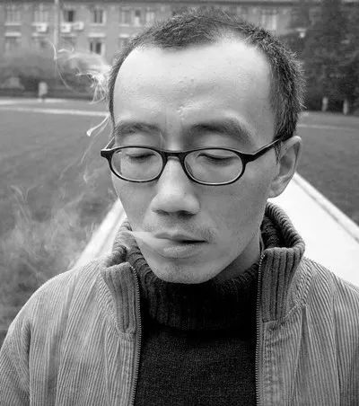 class="ref" data-ctrid="u9cjfujfv7nh">韩东,男,汉族,1961年5月17日