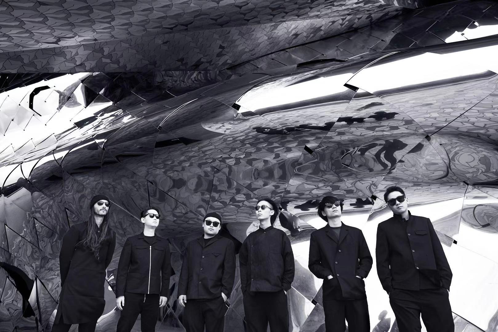  p data-id="gnwnke94es">独立摇滚乐队秘密行动 (stolen) 来自 a