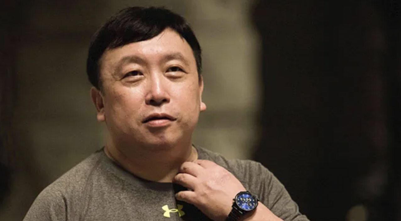 新版《倚天屠龙记》海报曝光，王晶还能再续传奇吗_百科TA说