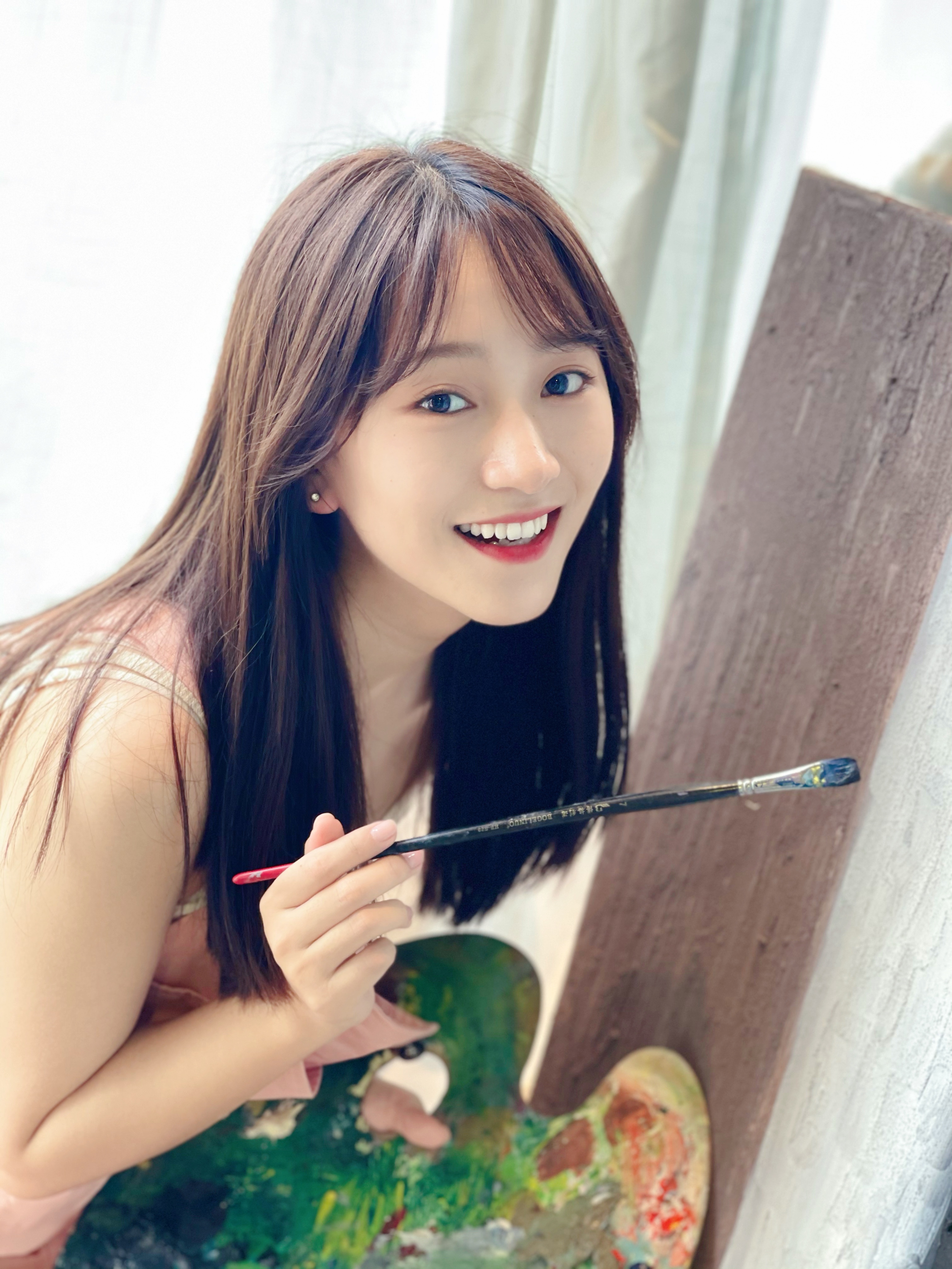 1998年12月24日出生于江西省,毕业于南京传媒学院,中国内地影视女演员