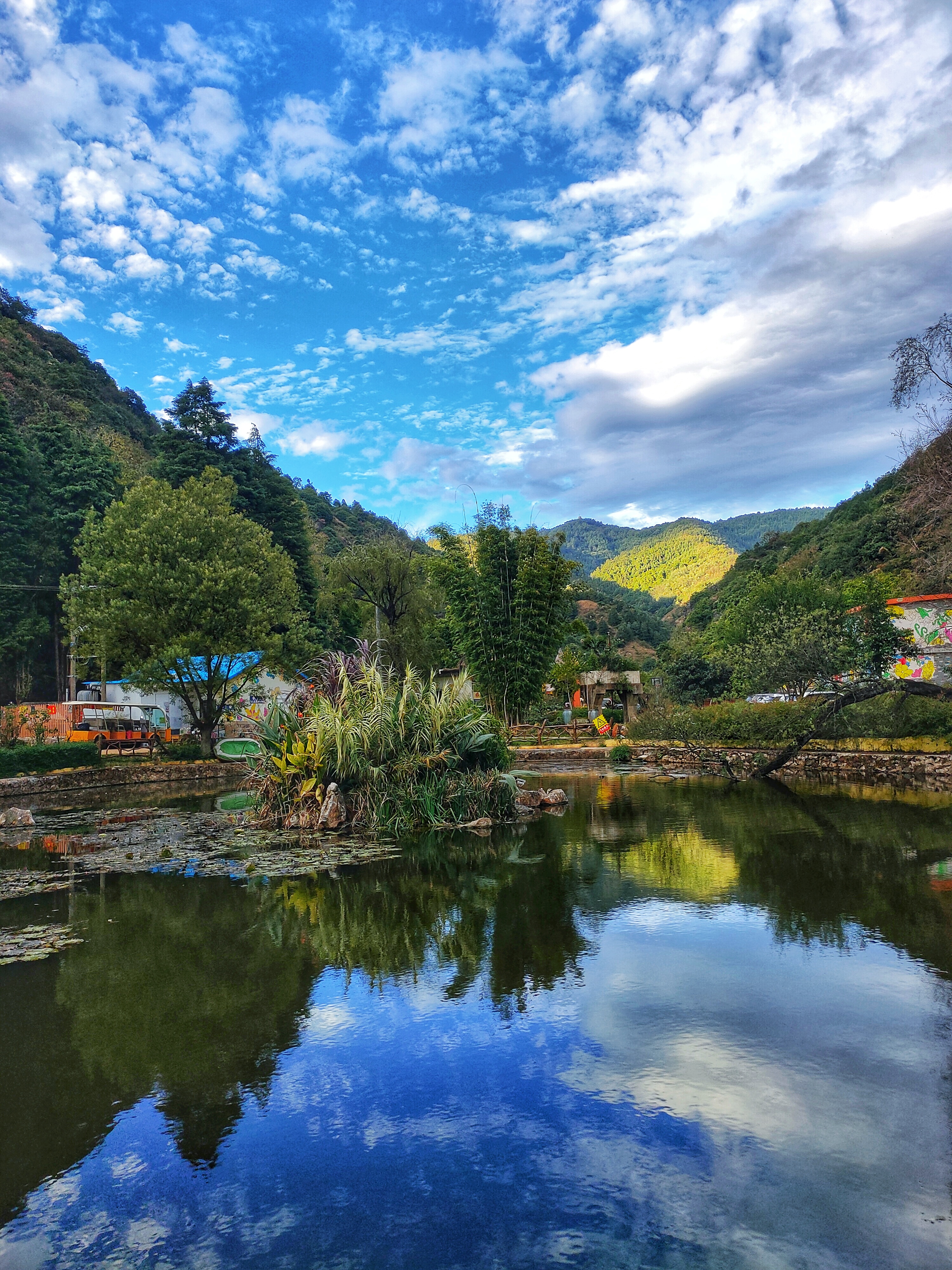 云花溪谷风景区